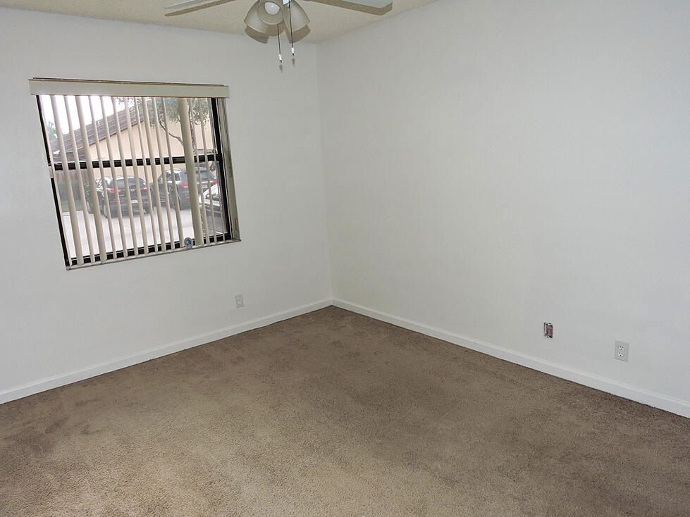 504 Springdale Circle Palm Springs, FL 33461 - Photo 20 of 41 DSCN9680