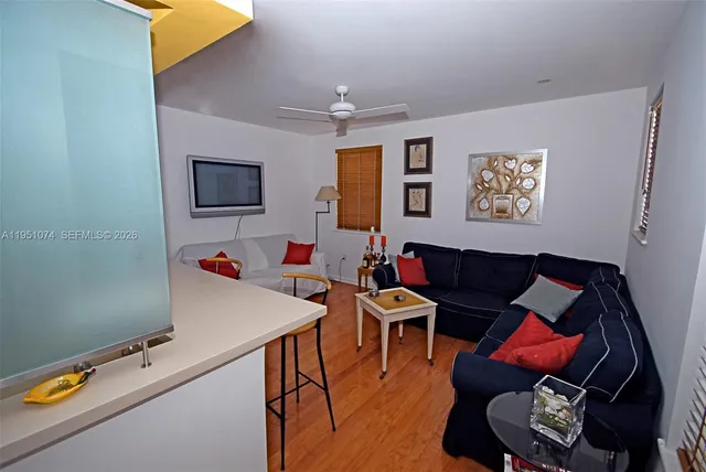 $1,900 | 1614 Pennsylvania Avenue, Unit 1G, Miami Beach, FL 33139