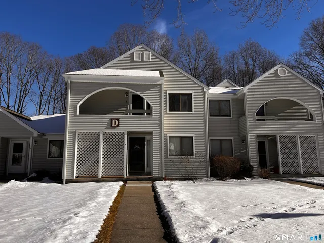 $229,000 | 35 Nutmeg Road, Unit D1, Middlebury, CT 06762