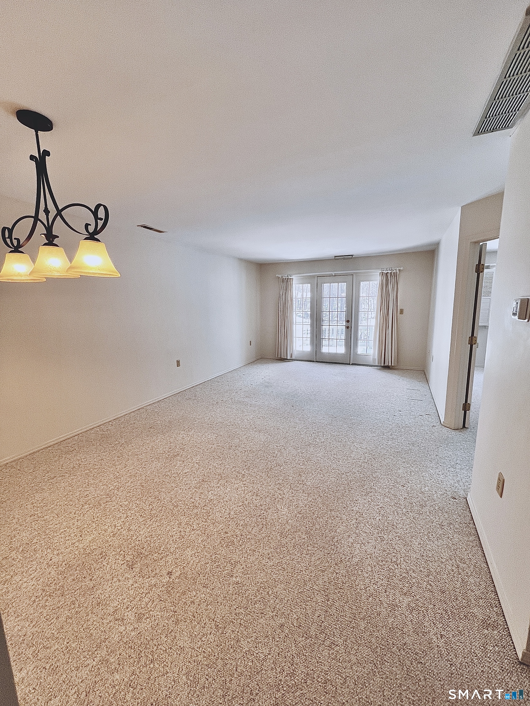 35 Nutmeg Road, Unit D1 Middlebury, CT 06762 - Photo 8 of 19