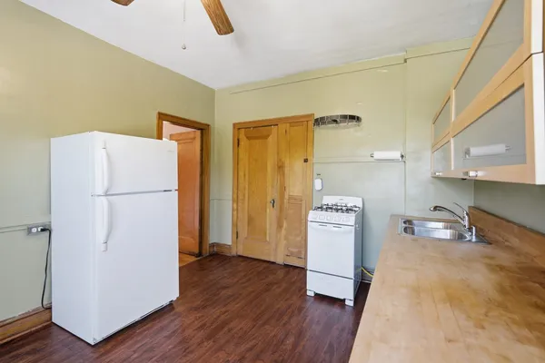 $64,900 | 1622 18th Avenue, Unit 24, Rock Island, IL 61201