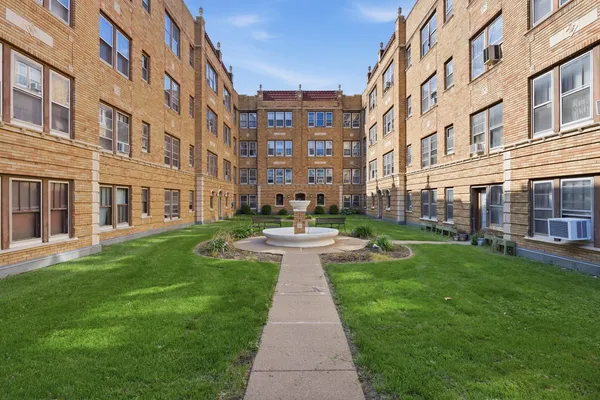 $64,900 | 1622 18th Avenue, Unit 24, Rock Island, IL 61201