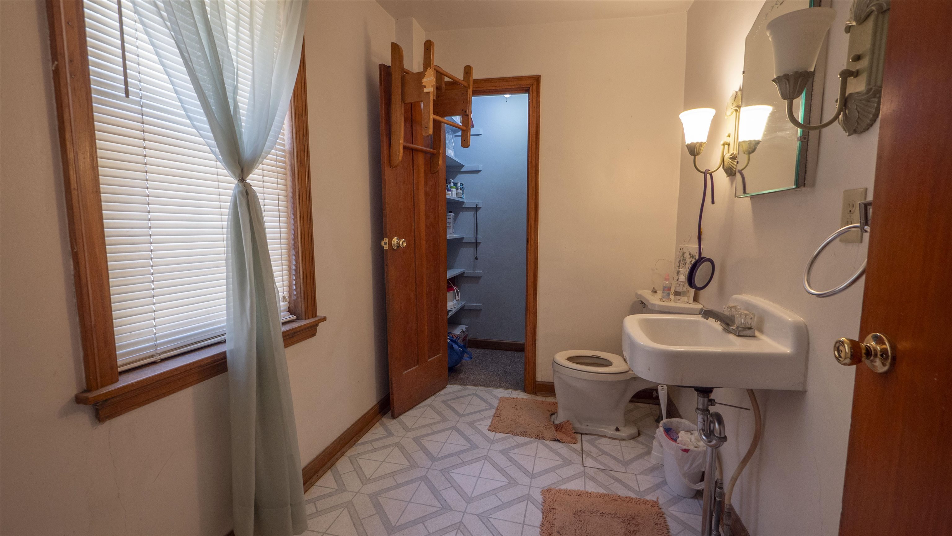 53 Union Street Ripon, WI 54971 - Photo 8 of 25