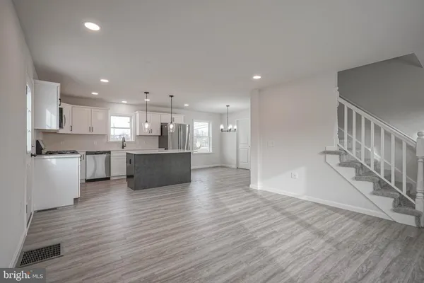 $415,900 | 5 Myrtle Avenue, Gloucester City, NJ 08030