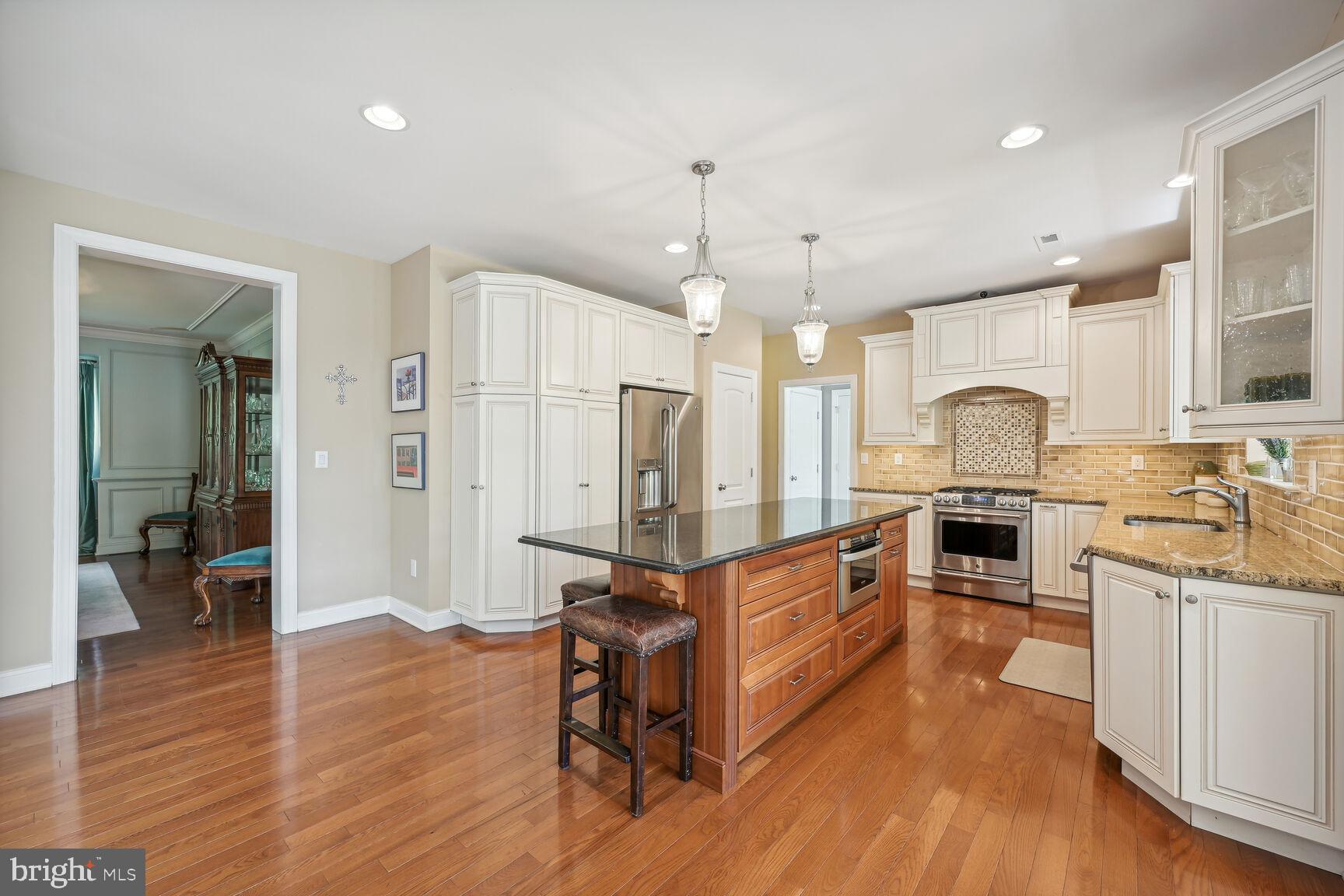 675 Deerpath Lane Yardley, PA 19067 - Photo 17 of 55 Kitchen