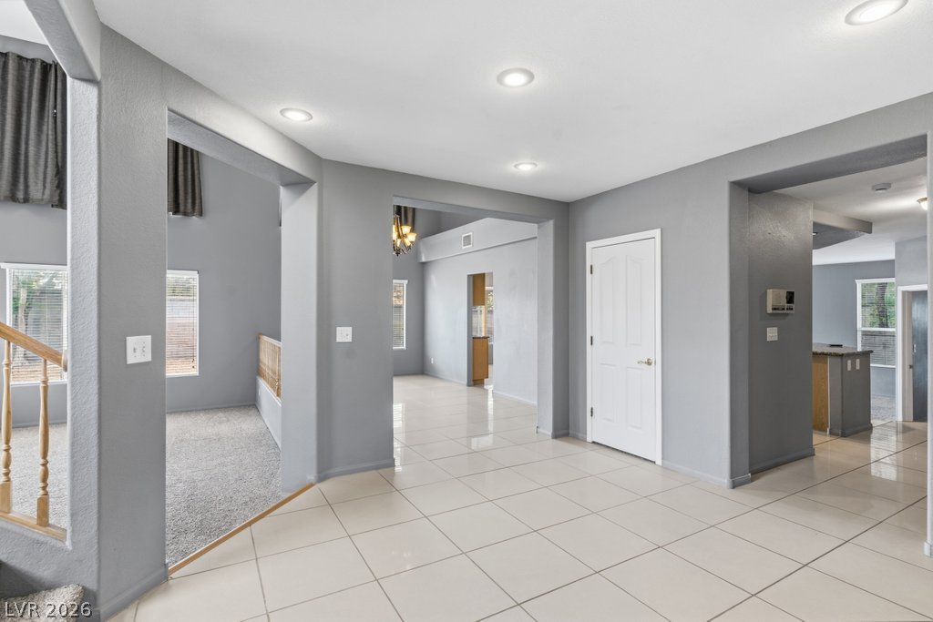 187 Springfield Street Henderson, NV 89074 - Photo 4 of 58 Gallery Image 4