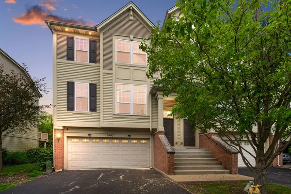 $425,000 | 3443 Bradbury Circle, Aurora, IL 60504
