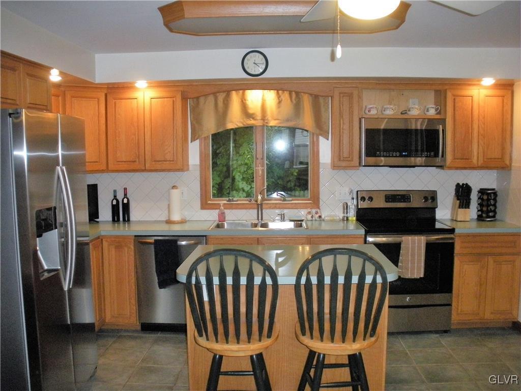 5702 Coplay Road Whitehall, PA 18052 - Photo 25 of 34 Gallery Image 25