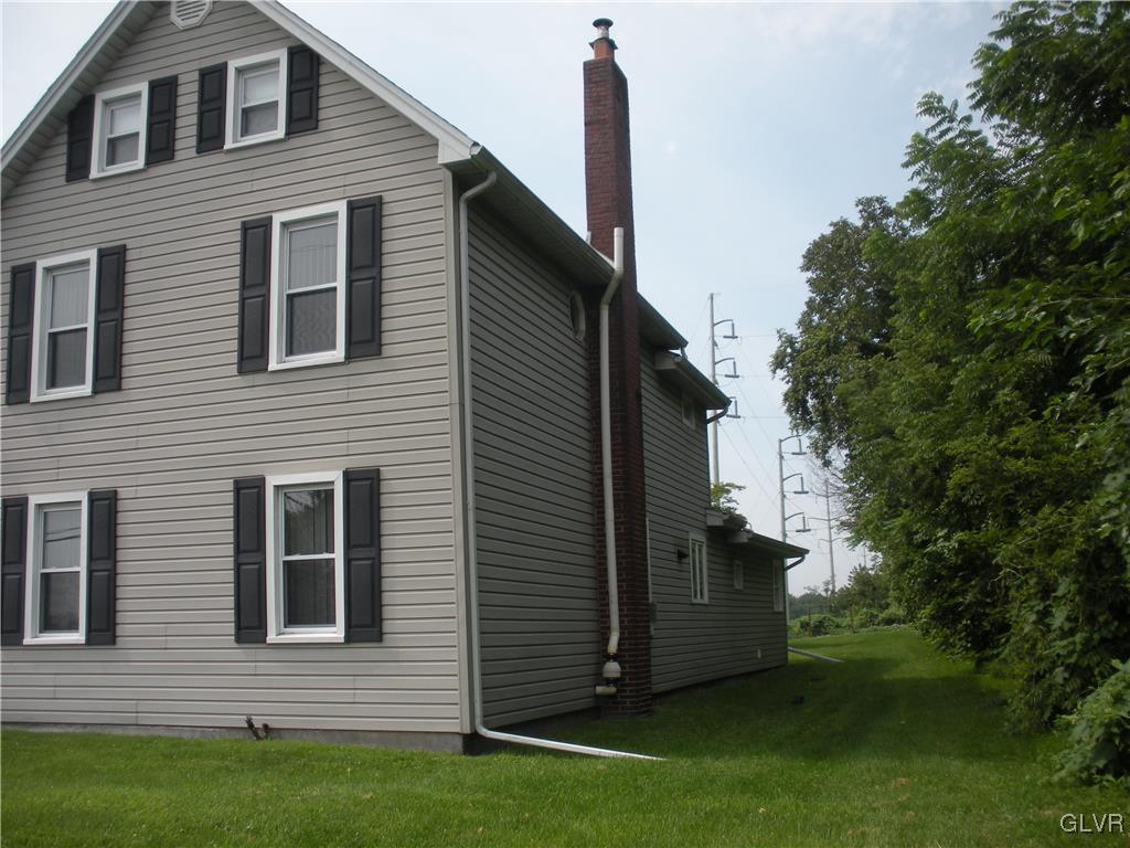 5702 Coplay Road Whitehall, PA 18052 - Photo 4 of 34 Gallery Image 4