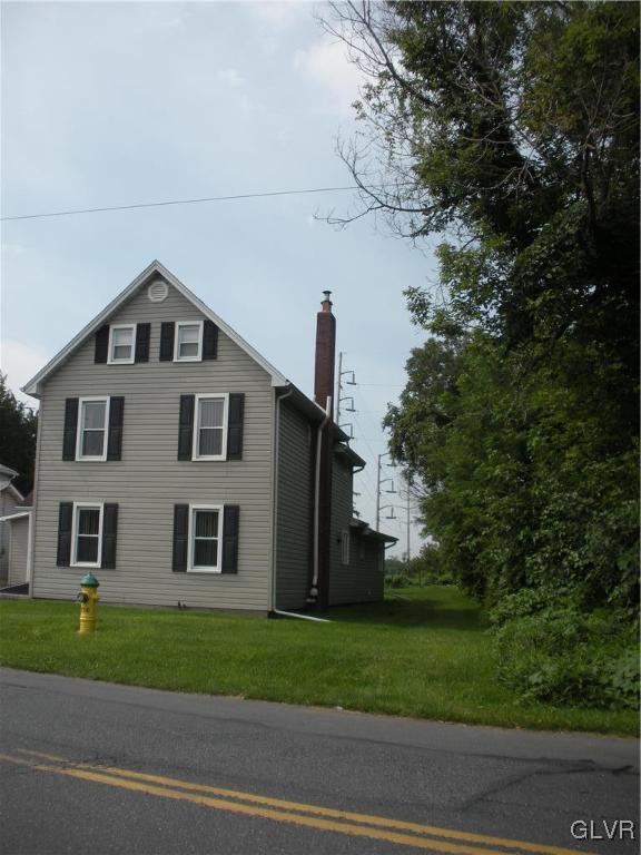 5702 Coplay Road Whitehall, PA 18052 - Photo 6 of 34 Gallery Image 6