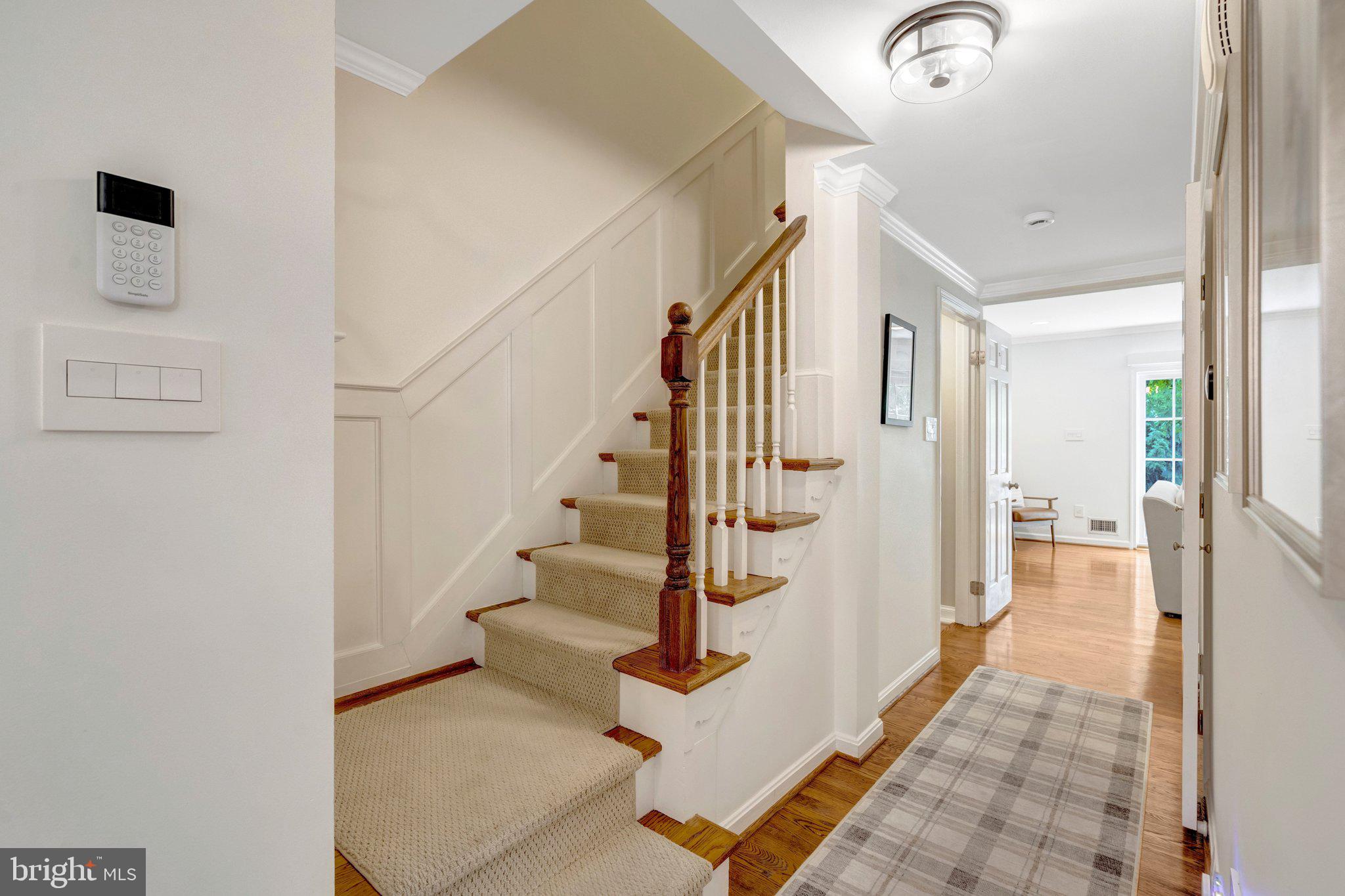 1122 Kensington Road McLean, VA 22101 - Photo 5 of 35 Gallery Image 5