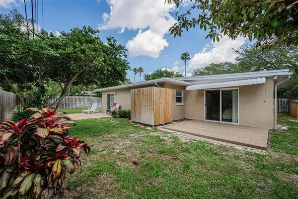 $4,500 | 253 Park Circle South, Dunedin, FL 34698