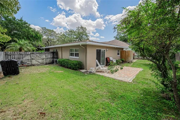 $4,500 | 253 Park Circle South, Dunedin, FL 34698