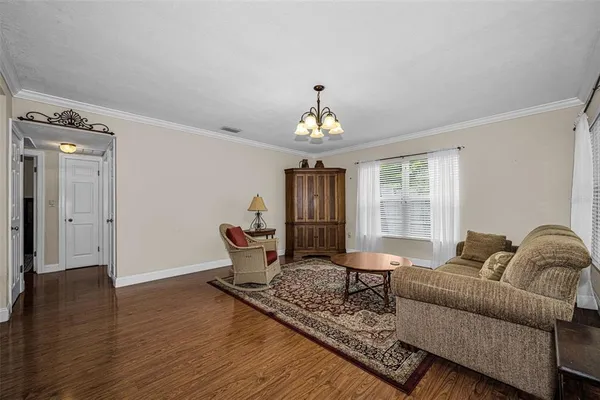$4,500 | 253 Park Circle South, Dunedin, FL 34698