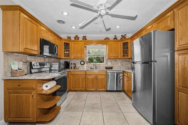 $4,500 | 253 Park Circle South, Dunedin, FL 34698