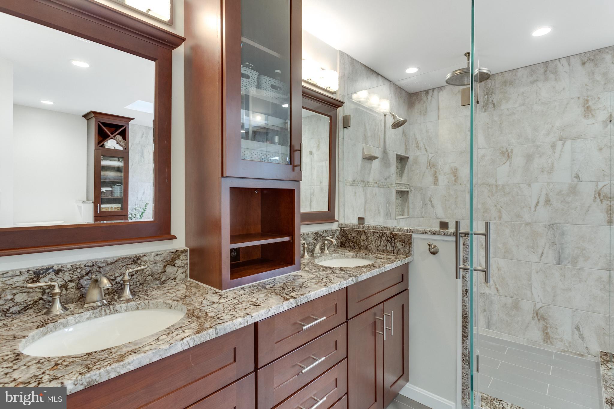 1509 Elk Point Drive Reston, VA 20194 - Photo 17 of 30 Bath (Master)