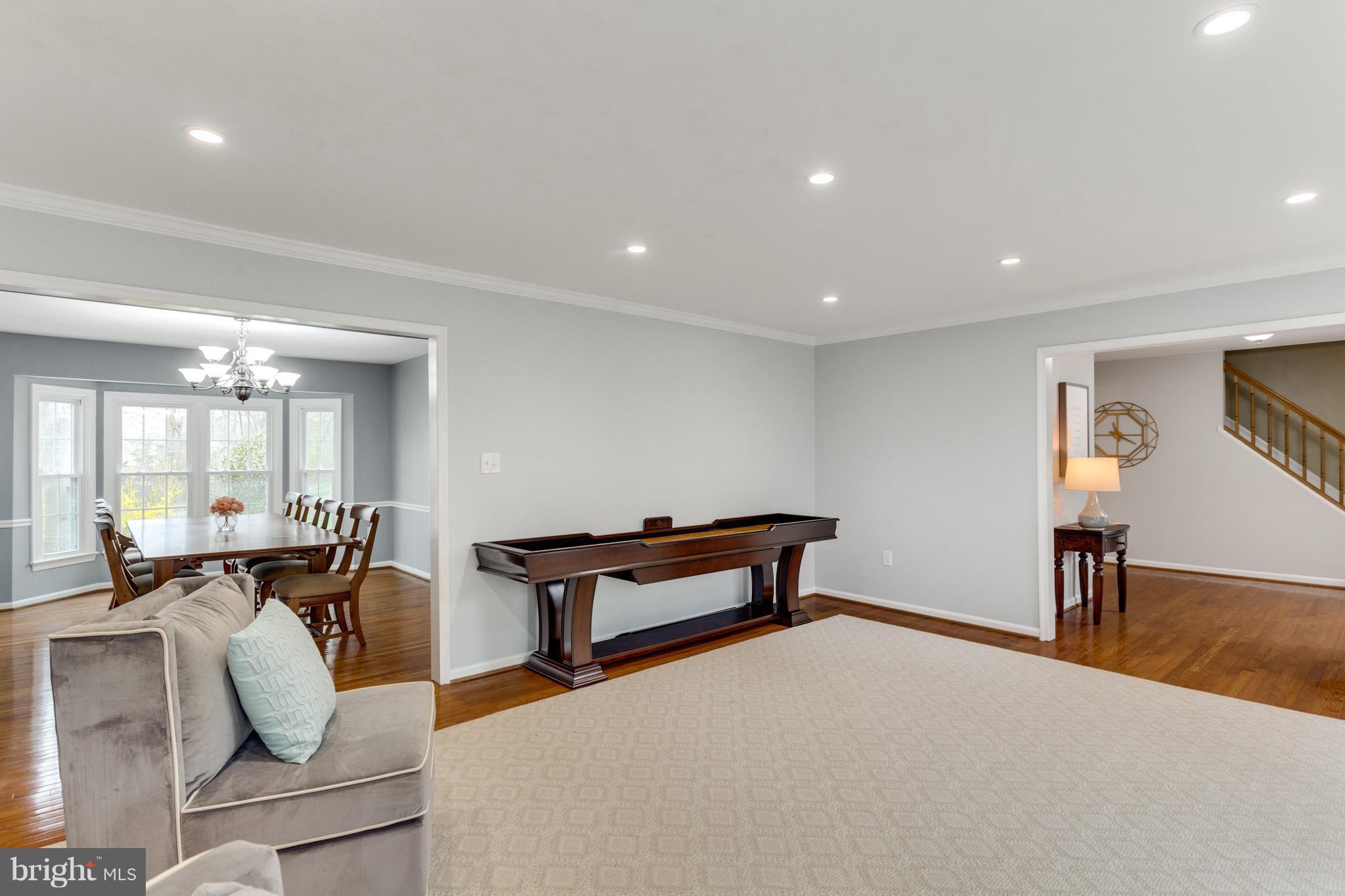 1509 Elk Point Drive Reston, VA 20194 - Photo 5 of 30 Living Room