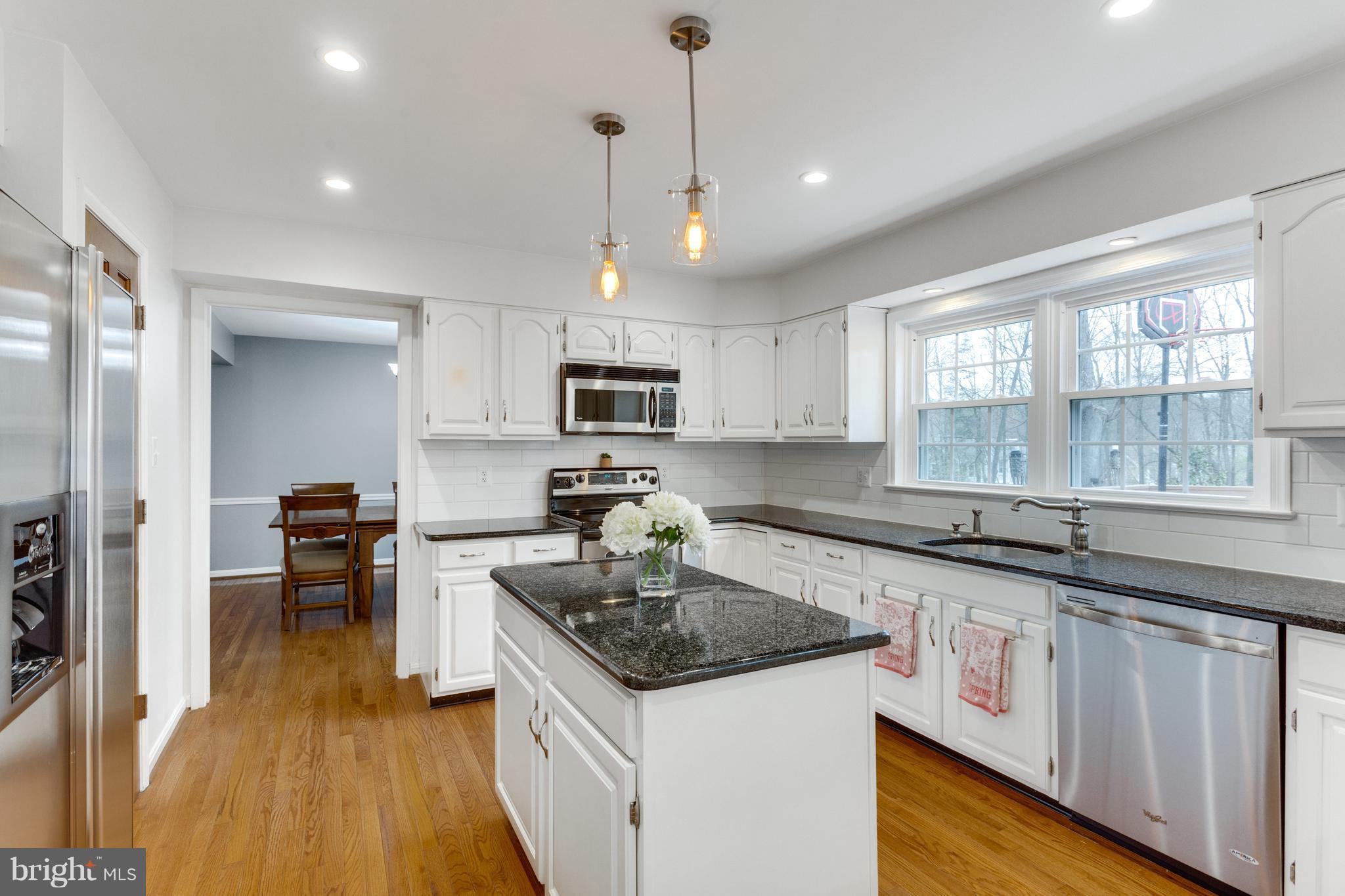 1509 Elk Point Drive Reston, VA 20194 - Photo 10 of 30 Kitchen