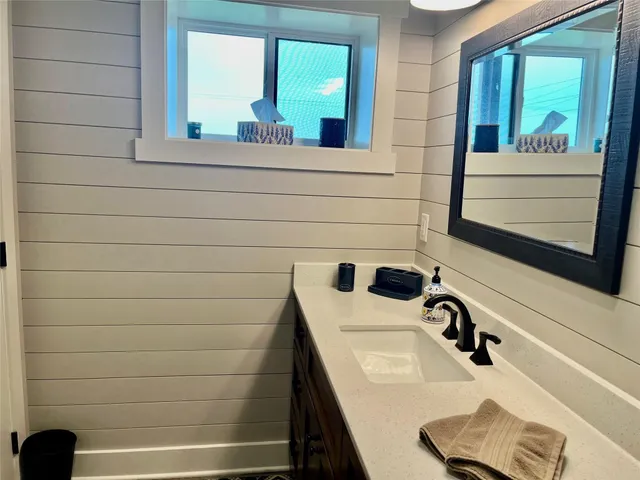 $655,000 | 6515 Prihoda Road, Fayetteville, TX 78940