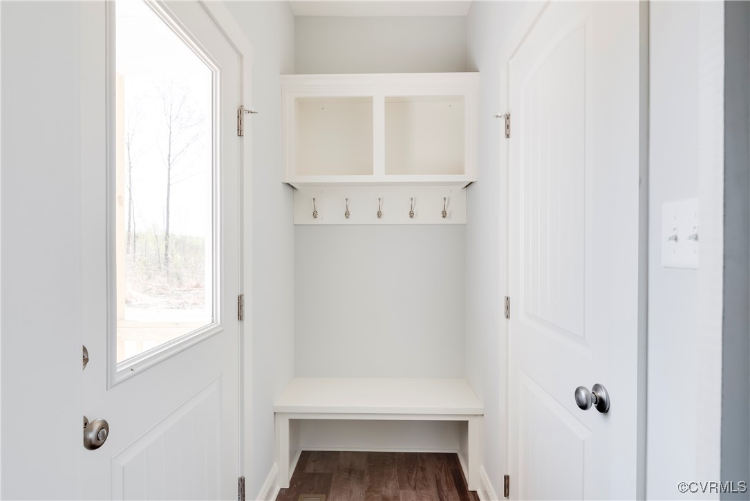 36 Highpockets Road Cartersville, VA 23027 - Photo 14 of 38 a bathroom with a window