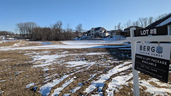 $234,900 | N51W18825 Quietwood Drive, Unit LT8, Menomonee Falls, WI 53051