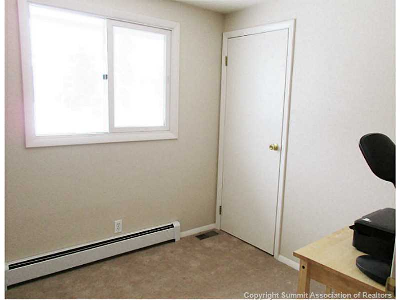 192 Alpine Road Dillon, CO 80435 - Photo 14 of 23 Bathroom. 3 bedroom ready for your furniture