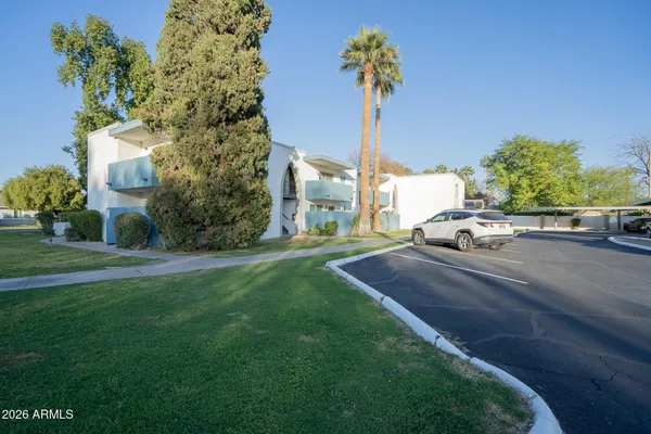 $1,595 | 5135 North 10th Street, Unit 7, Phoenix, AZ 85014