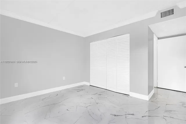 an empty room with a empty space