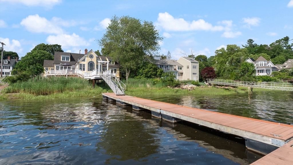 435 Main Street Amesbury, MA 01913 - Photo 1 of 42