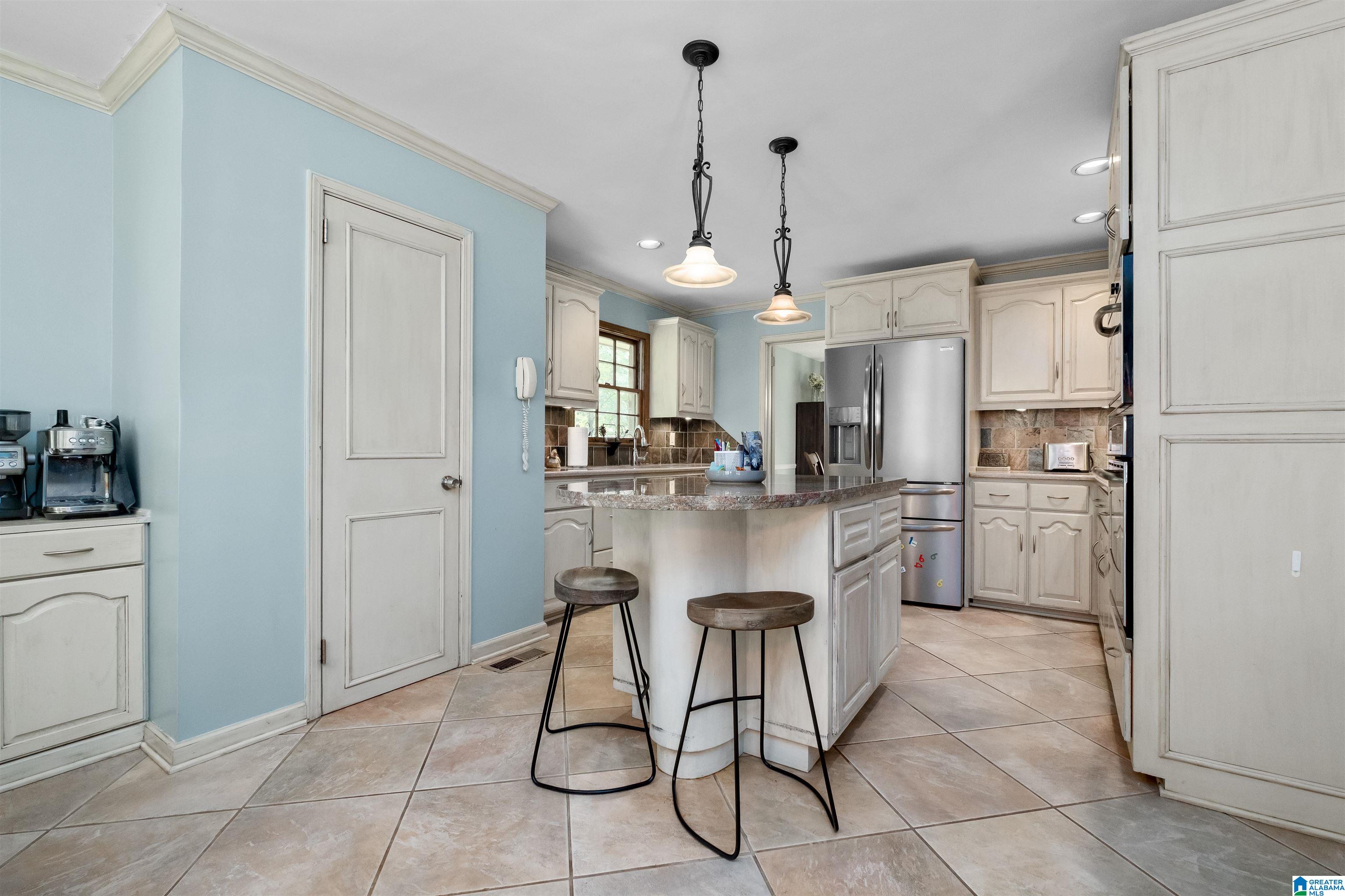3748 Brookwood Road Birmingham, AL 35223 - Photo 14 of 48