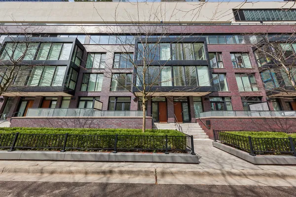 $11,200 | 198 North Park Drive, Unit 198, Chicago, IL 60601