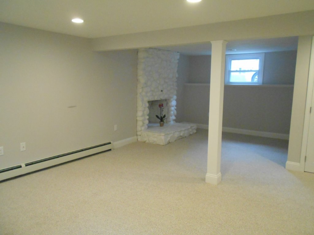 60 Wethersfield Road Nashua, NH 03062 - Photo 11 of 16