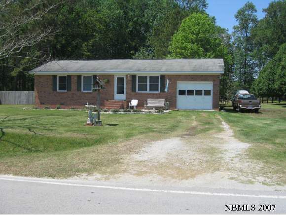 375 Stapleford Road New Bern, NC 28560 - Photo 1 of 1 Primary Photo