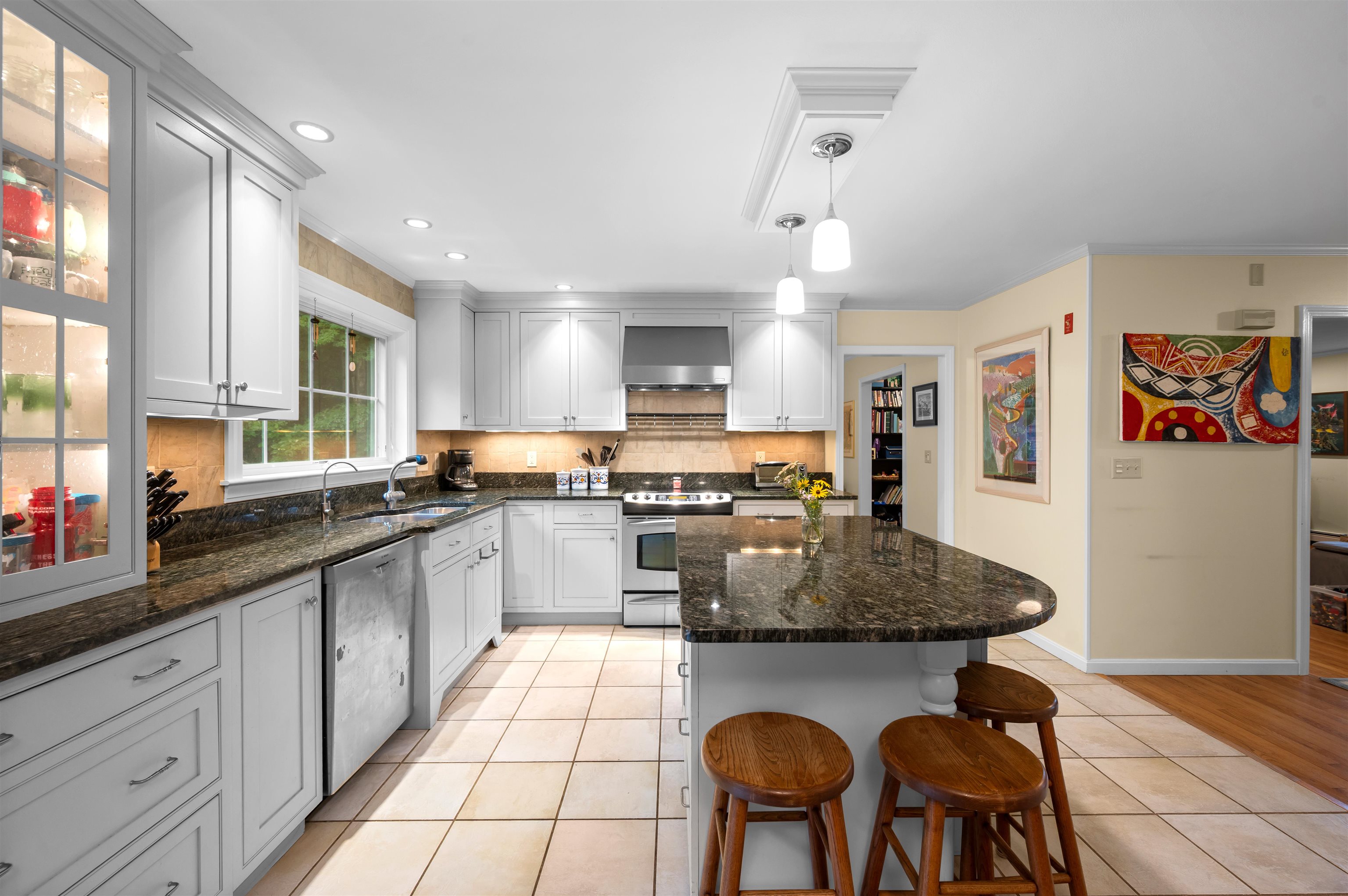 16 Lamington Hill Road Stratham, NH 03885 - Photo 4 of 54