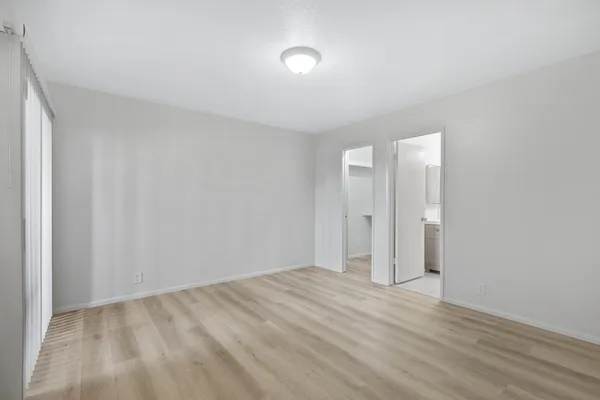 $1,500 | 20235 North 3rd Drive, Unit 8, Phoenix, AZ 85027