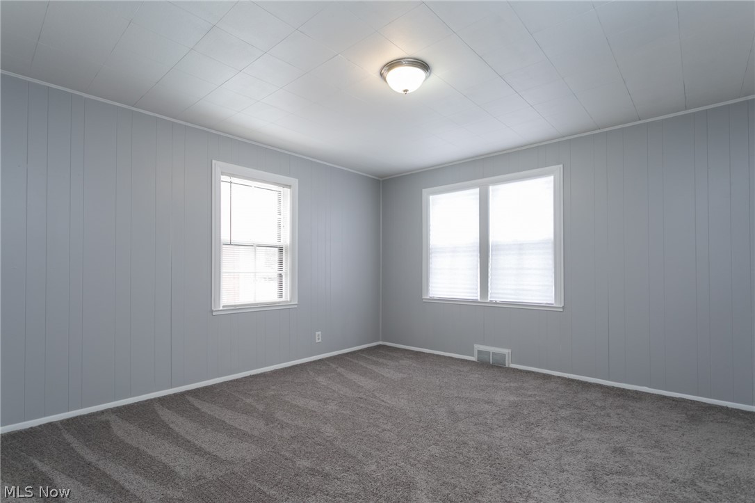 3904 Warrendale Road South Euclid, OH 44118 - Photo 16 of 35