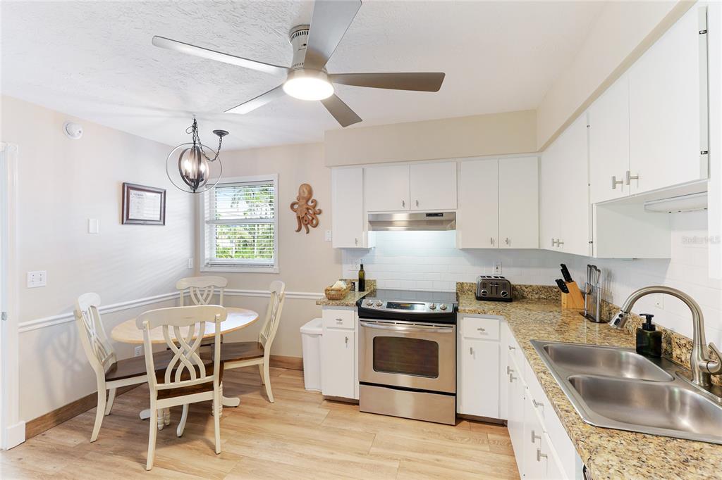 6905 Point Of Rocks Road Sarasota, FL 34242 - Photo 20 of 50