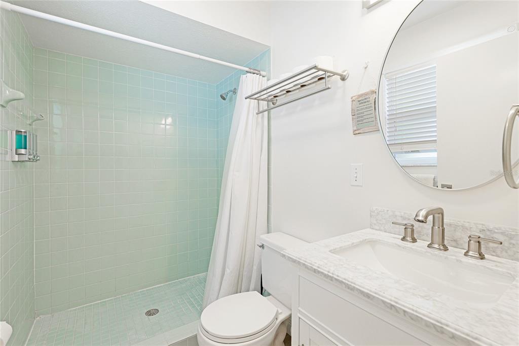 6905 Point Of Rocks Road Sarasota, FL 34242 - Photo 33 of 50