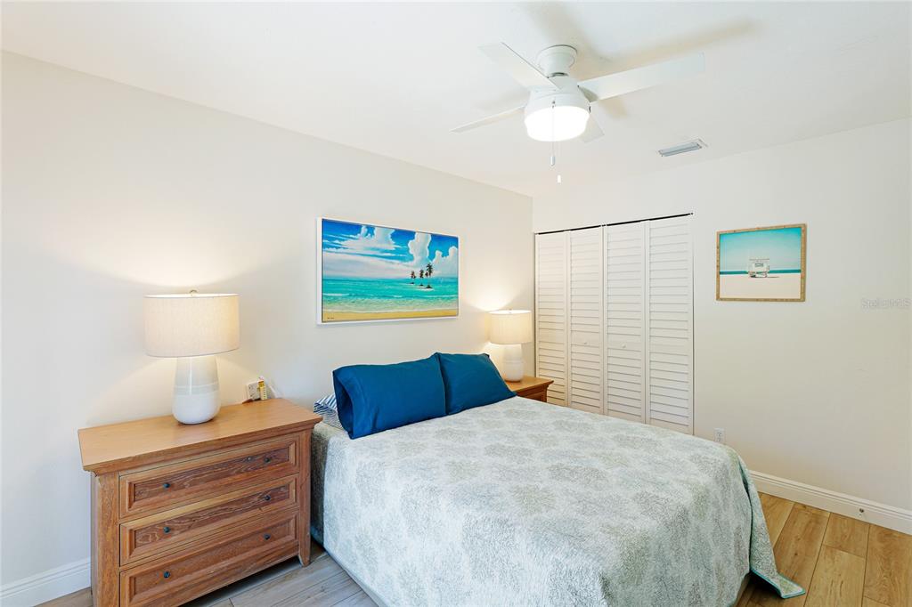 6905 Point Of Rocks Road Sarasota, FL 34242 - Photo 34 of 50