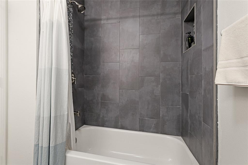 6905 Point Of Rocks Road Sarasota, FL 34242 - Photo 41 of 50