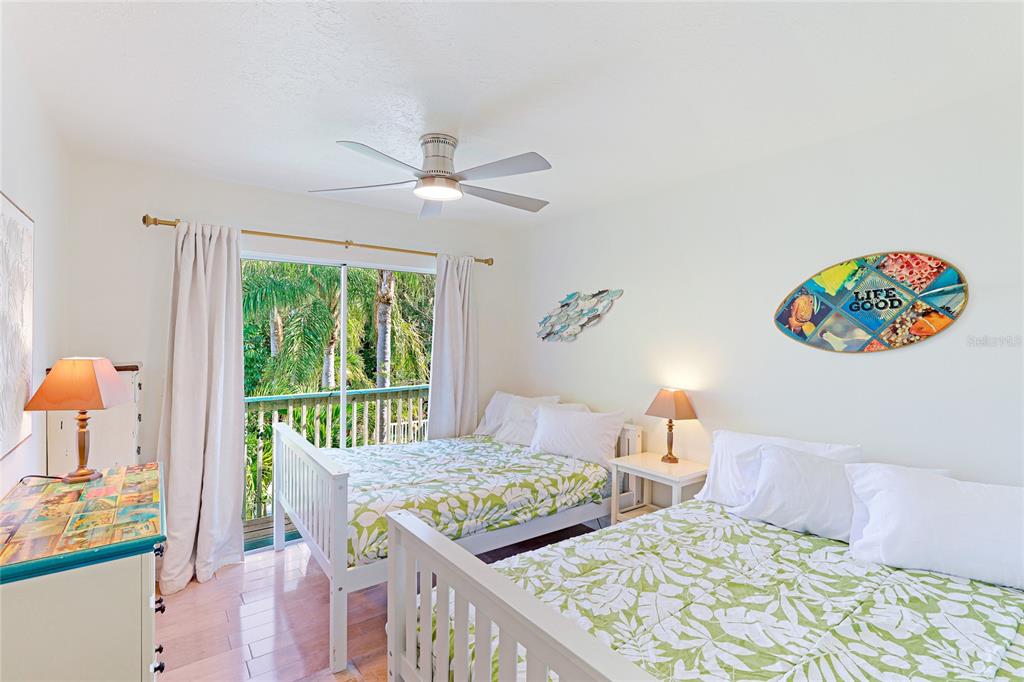 6905 Point Of Rocks Road Sarasota, FL 34242 - Photo 46 of 50