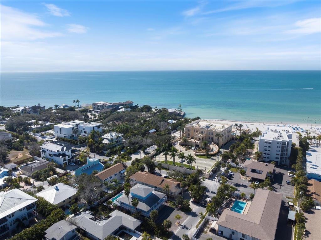 6905 Point Of Rocks Road Sarasota, FL 34242 - Photo 6 of 50