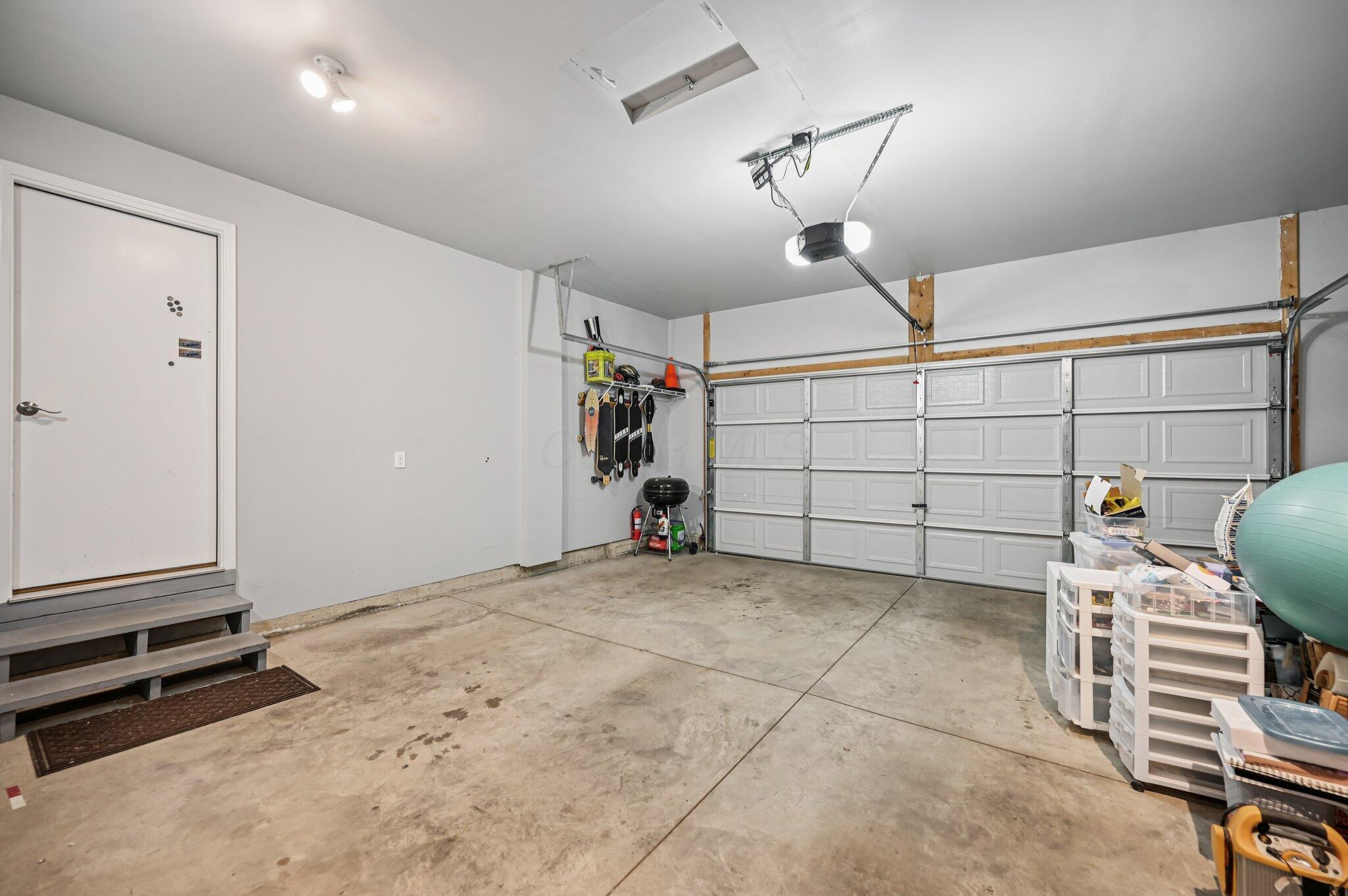 573 Eagle Walk Road Delaware, OH 43015 - Photo 41 of 52 Garage