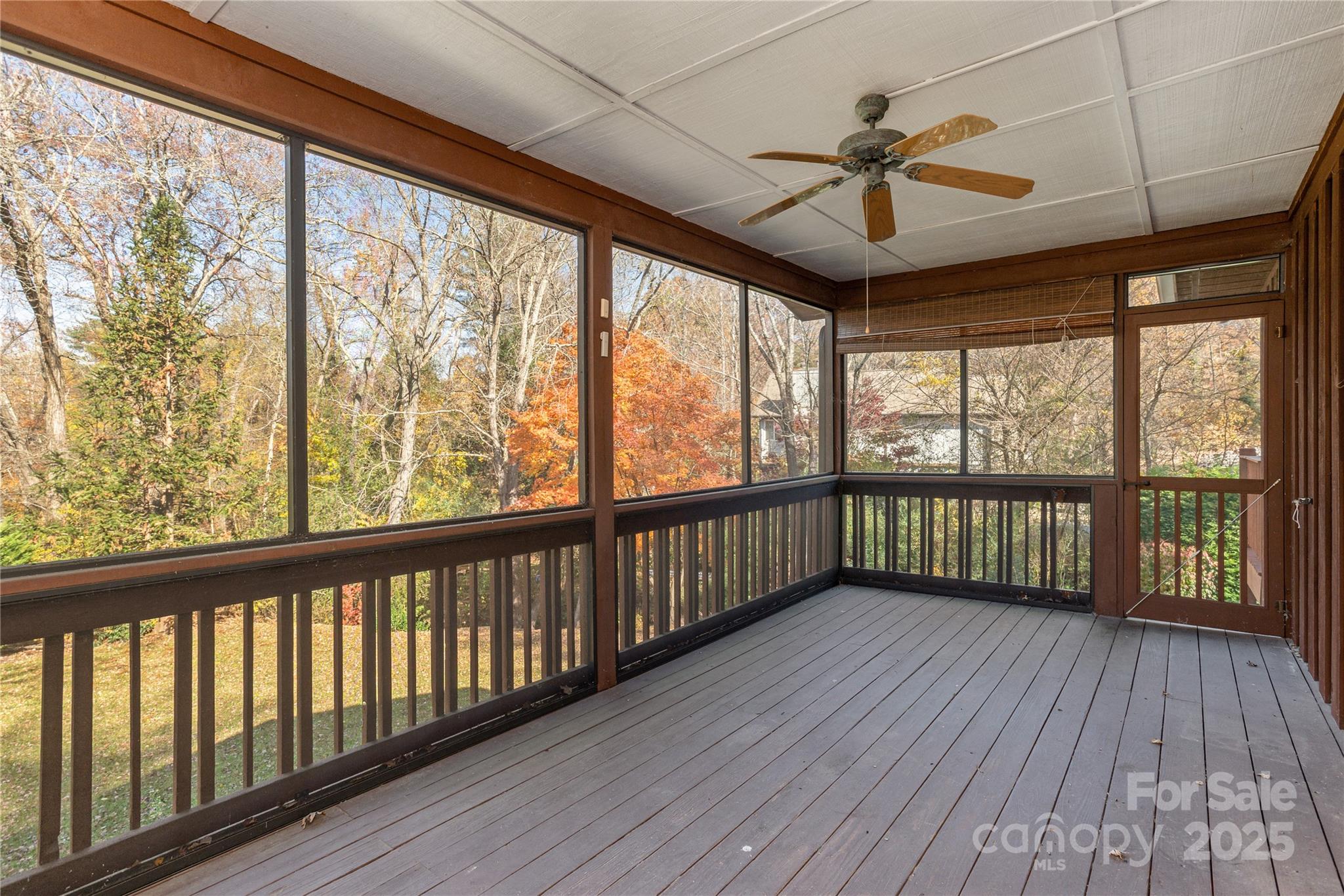 3224 Hickory Hill Road Hendersonville, NC 28792 - Photo 15 of 34