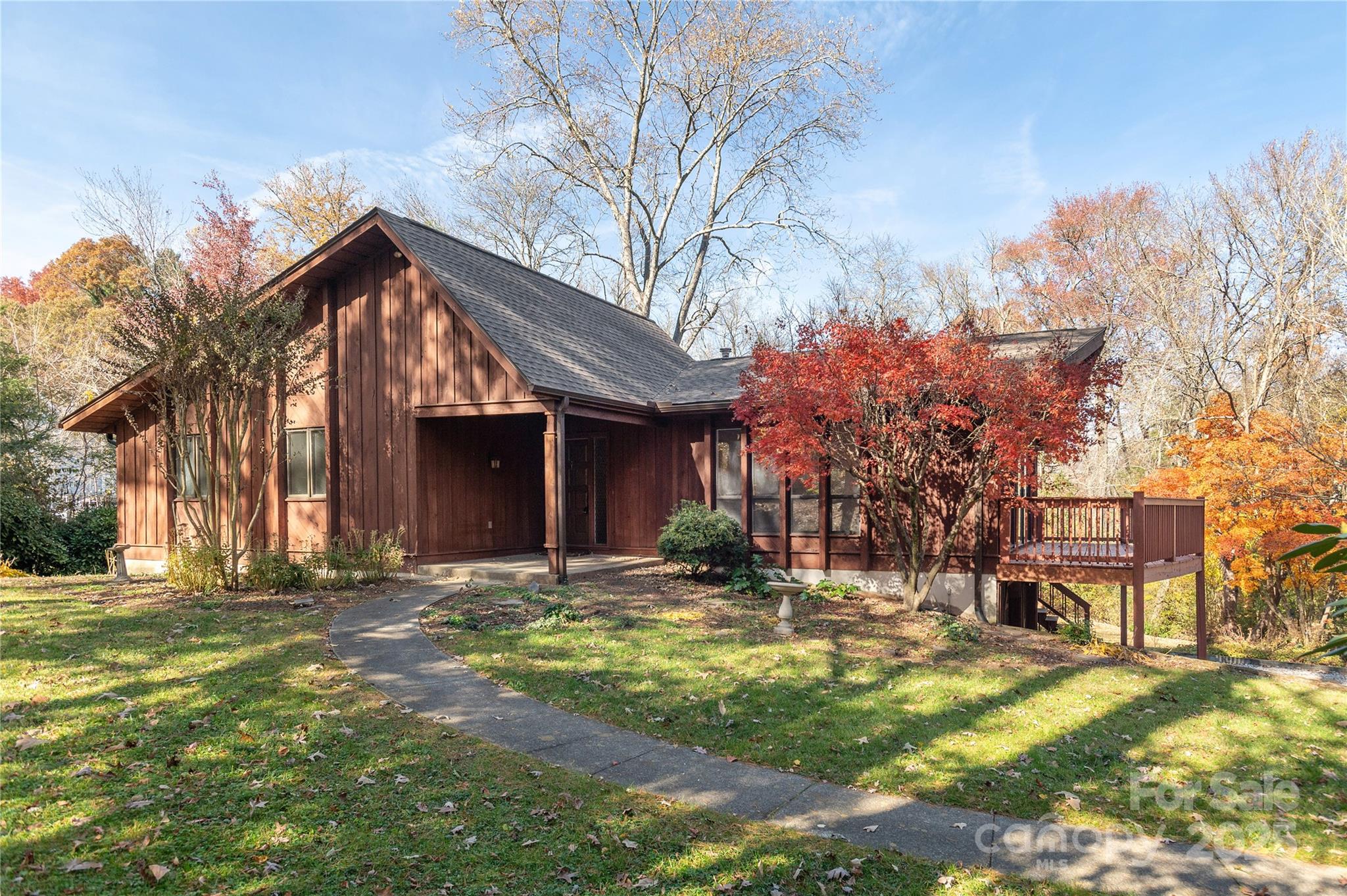 3224 Hickory Hill Road Hendersonville, NC 28792 - Photo 2 of 34
