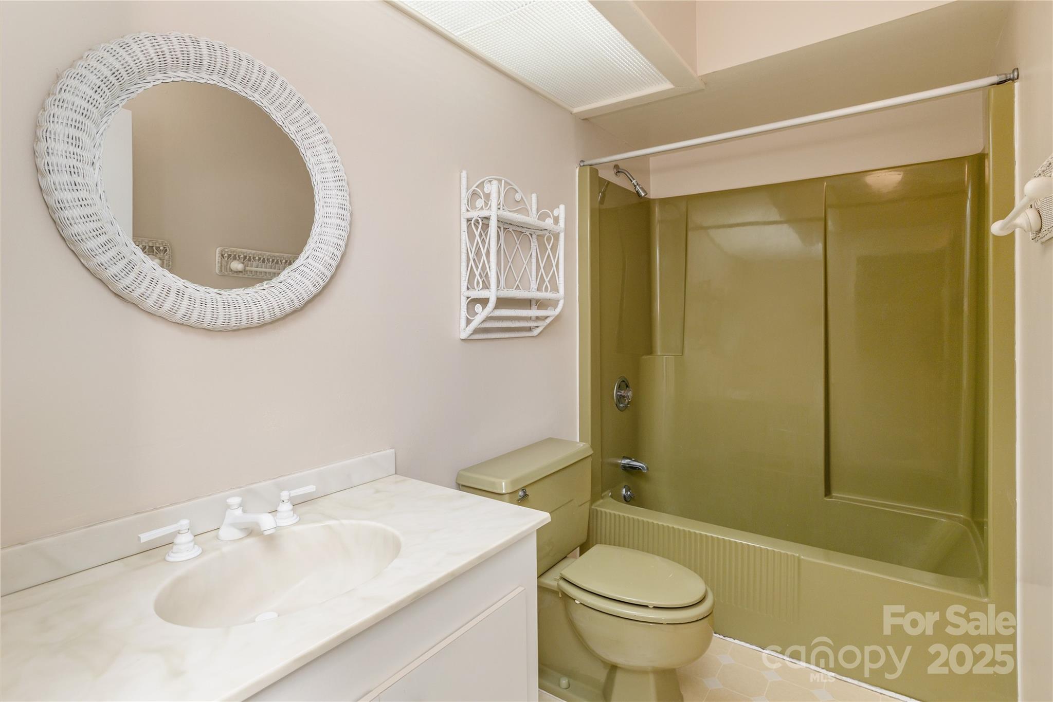 3224 Hickory Hill Road Hendersonville, NC 28792 - Photo 22 of 34