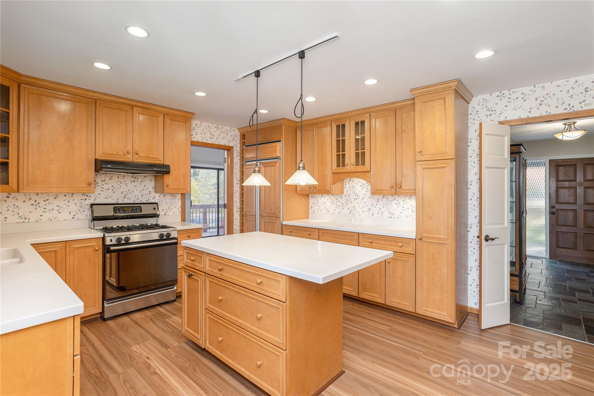 3224 Hickory Hill Road Hendersonville, NC 28792 - Photo 10 of 34