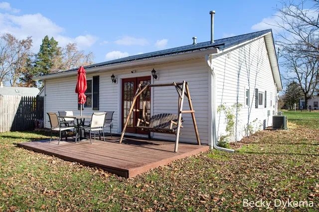 $175,000 | 5738 Mt Vernon Avenue, Portage, MI 49024