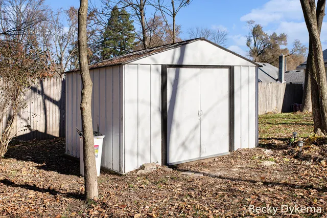 $175,000 | 5738 Mt Vernon Avenue, Portage, MI 49024