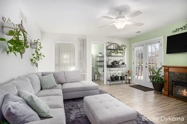 $175,000 | 5738 Mt Vernon Avenue, Portage, MI 49024